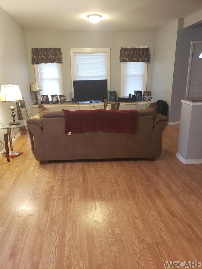 Photo 5