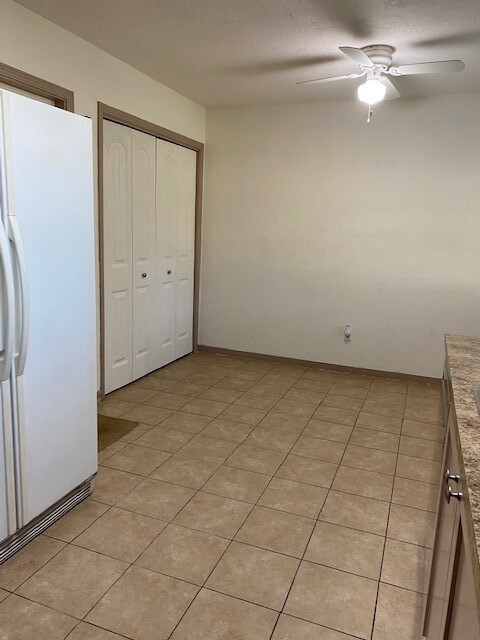 6902 Winding Trace Dr, Houston, TX 77086 - photo 7