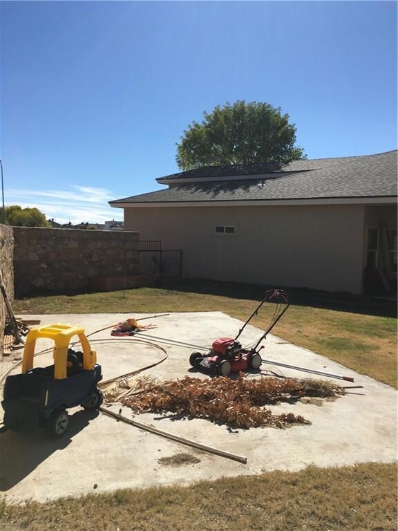 13733 Paseo de Vida Dr, El Paso, TX 79928 - photo 7