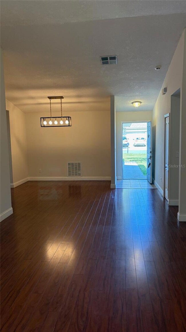 1069 Covington St, Oviedo, FL 32765 - photo 4