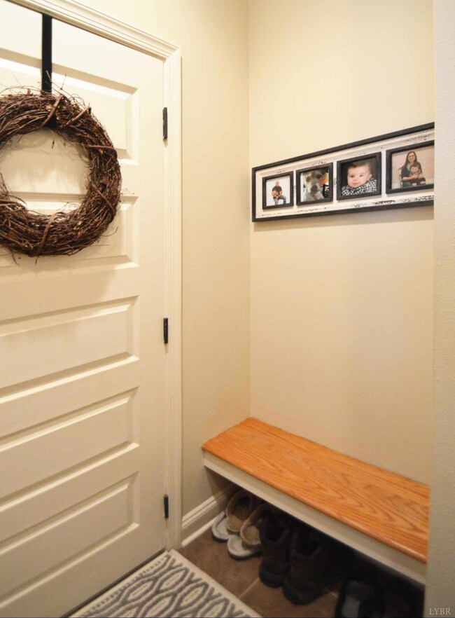 1073 Commonwealth Cir, Forest, VA 24551 - photo 5