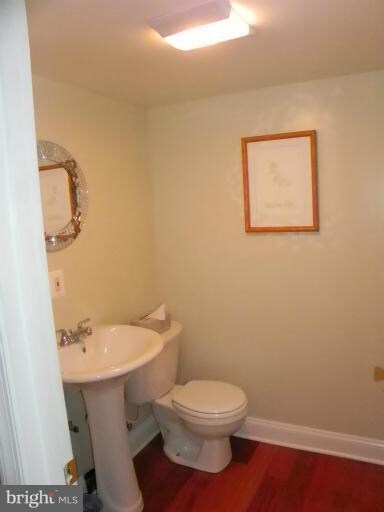 6511 Sherwood Rd, Idlewylde, MD 21239 - photo 4