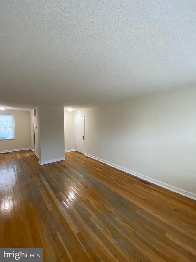 4504 36th St S unit A1, Arlington, VA 22206 - photo 6