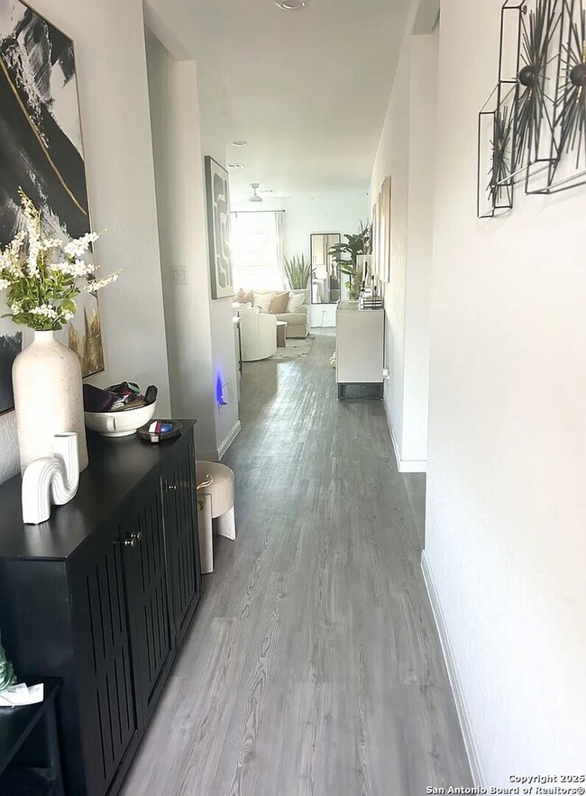 10127 Helios Heights, Converse, TX 78109 - photo 2