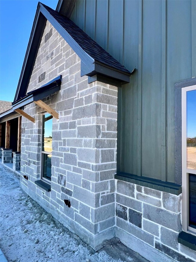 1321 Green Ridge Rd, Weatherford, TX 76085 - photo 3