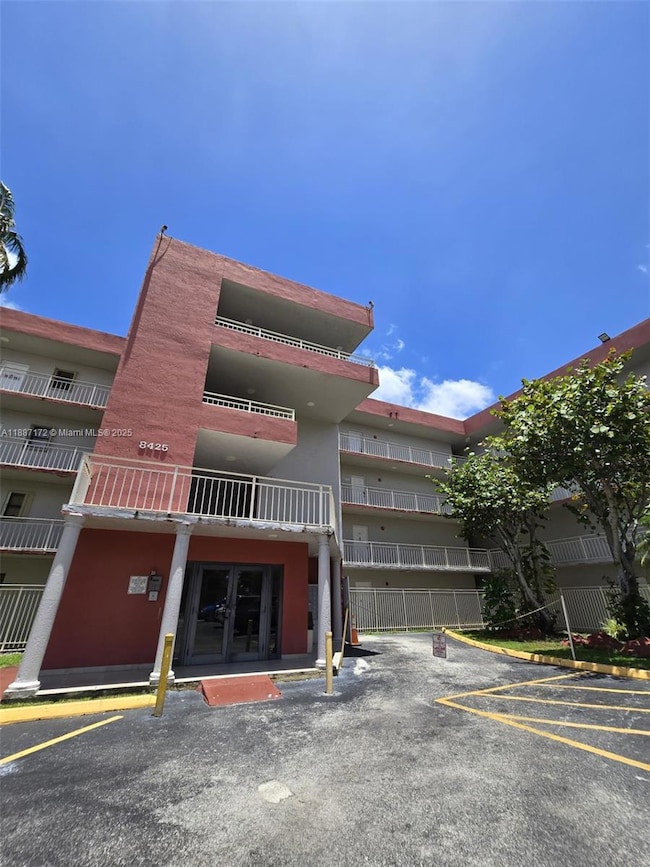 8425 NW 8th St unit 307, Miami, FL 33126 - photo 3
