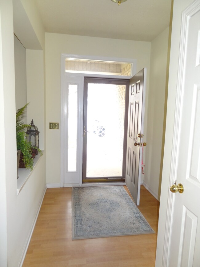 2355 Citation Ct, Indianapolis, IN 46234 - photo 5