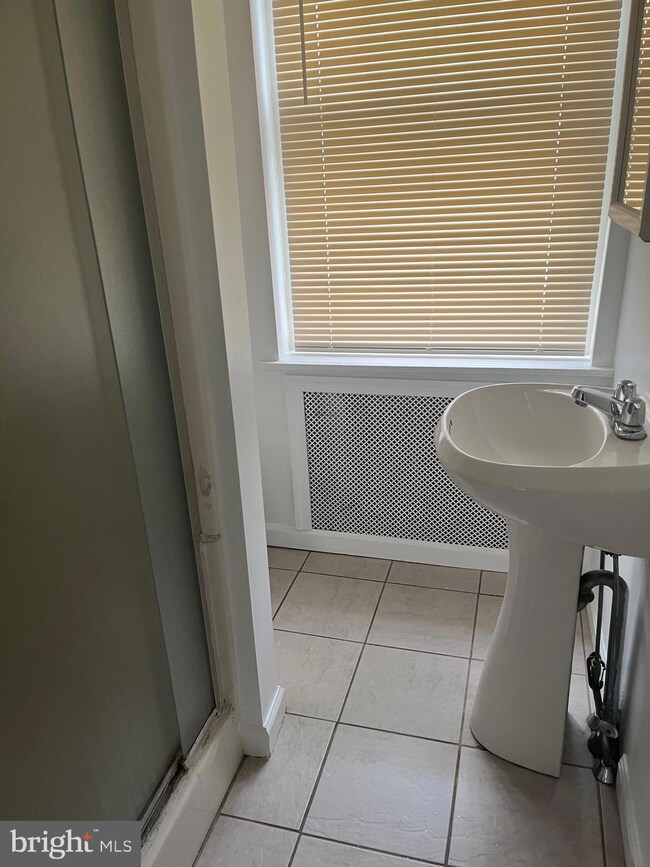 100 Grandview Rd unit 1, Ardmore, PA 19003 - photo 7