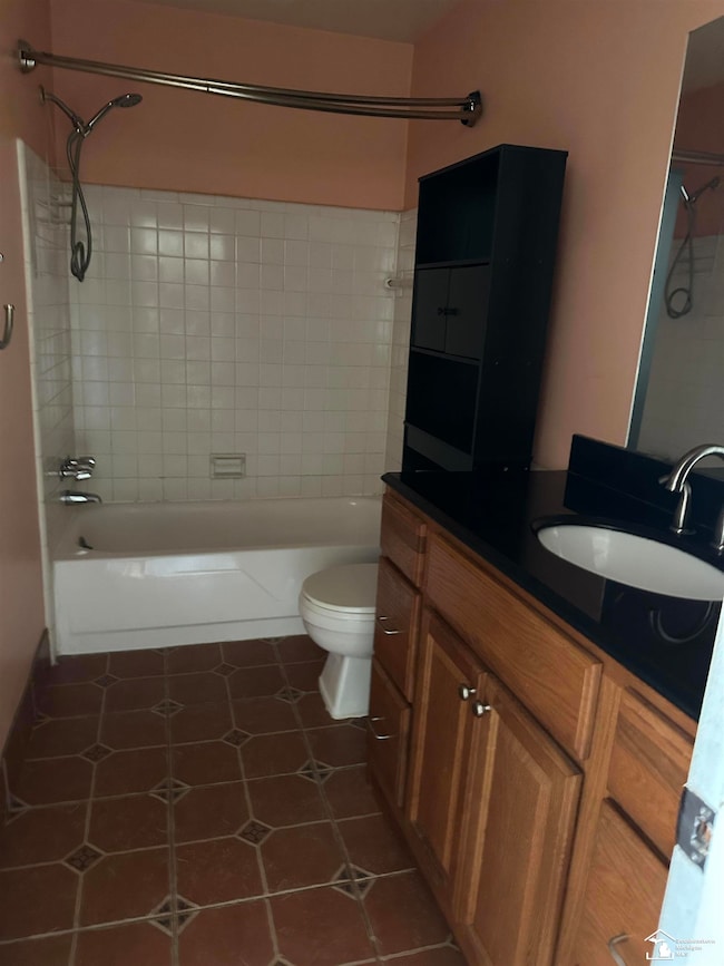 3911 Fort St unit 218, Trenton, MI 48183 - photo 4