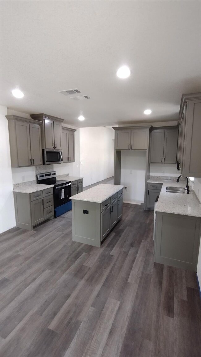 309 Titus Ave, Springtown, TX 76082 - photo 2