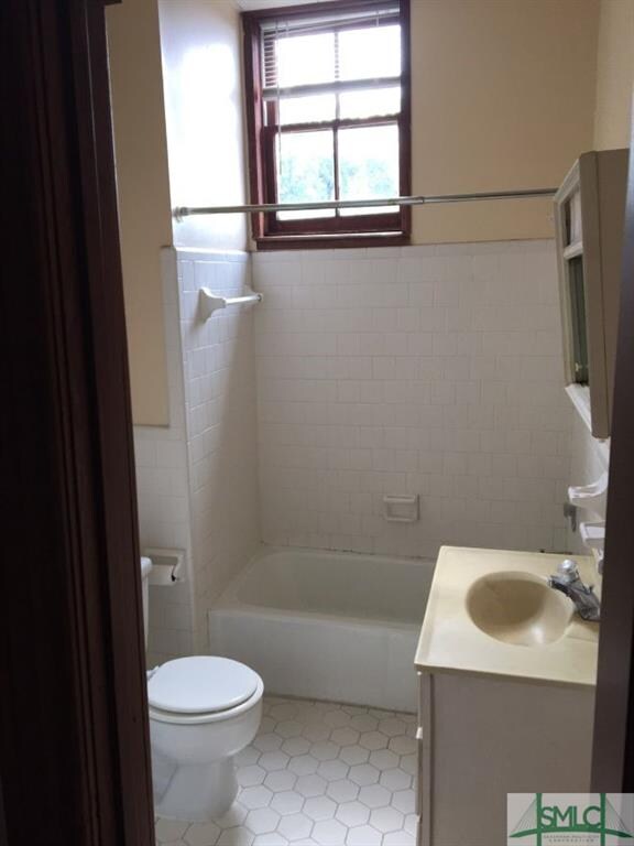 219 E Taylor St unit B, Savannah, GA 31401 - photo 5