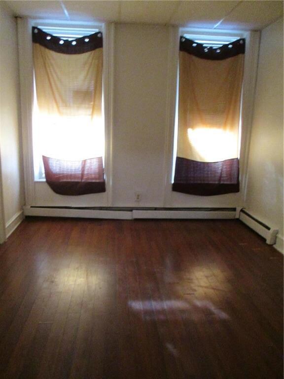 625 W Gordon St unit 1, Allentown, PA 18102 - photo 2