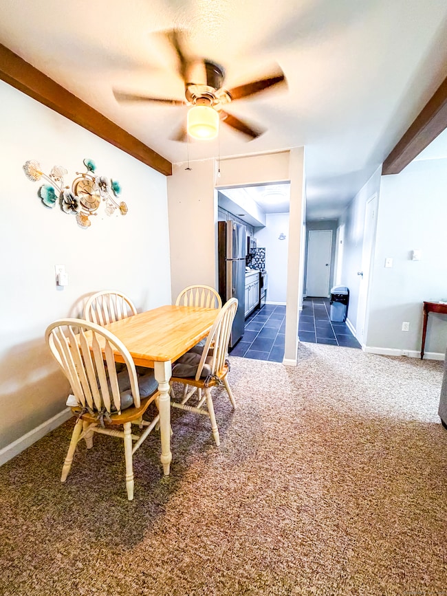 113 Horse Pond Rd unit B, Salem, CT 06420 - photo 4