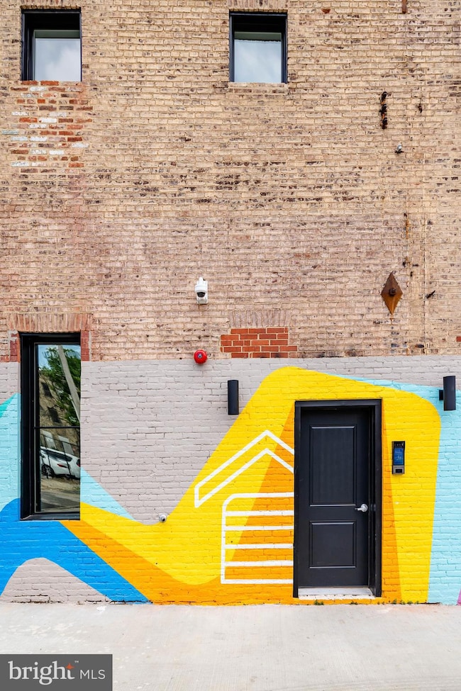 101 E Trenton St unit 3, Baltimore, MD 21202 - photo 2