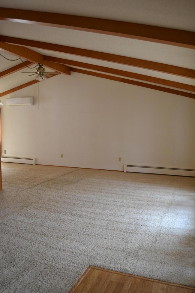 1510 5th Ave NE, Jamestown, ND 58401 - photo 3