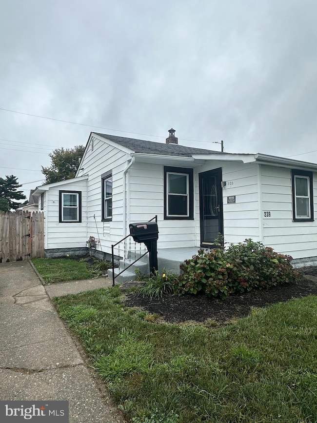 239 H St, Penns Grove, NJ 08069 - photo 3