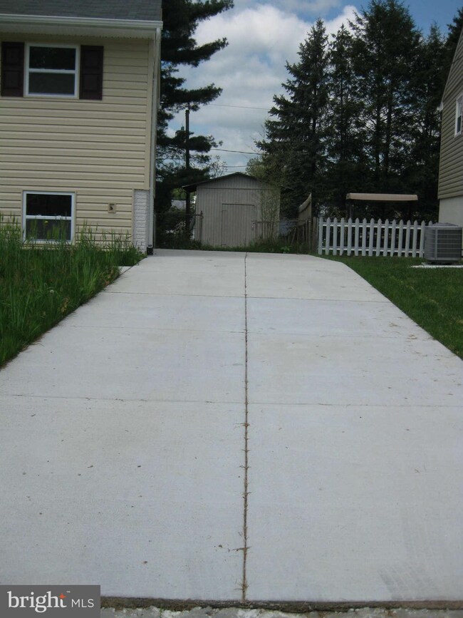 324 Bryanstone Rd, Reisterstown, MD 21136 - photo 3