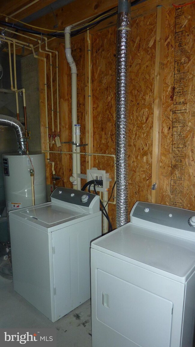 16418 Steerage Cir, Woodbridge, VA 22191 - photo 6