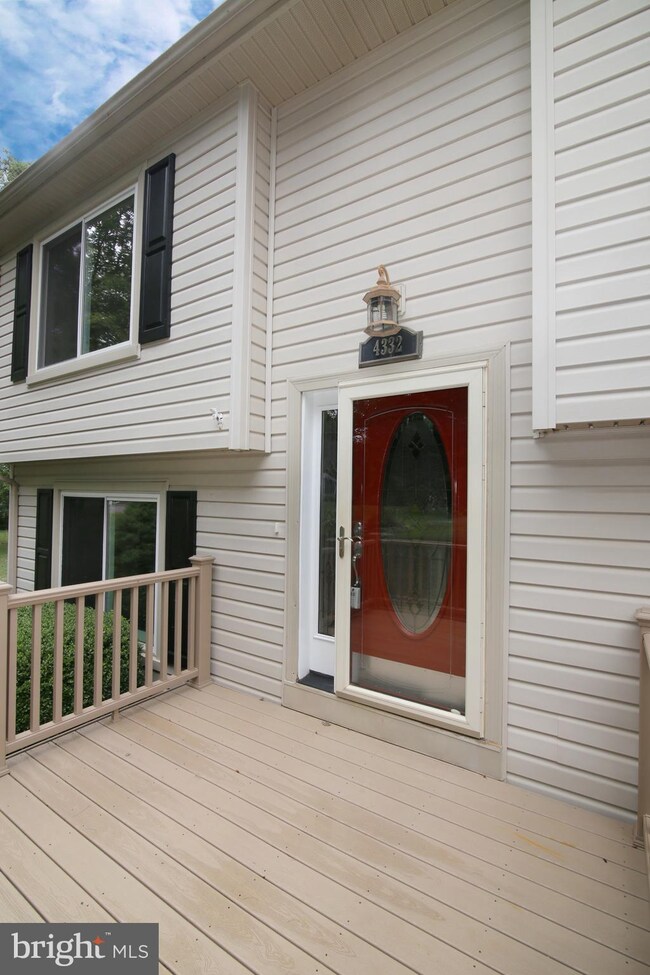 4332 S Starcrest Dr, Warrenton, VA 20187 - photo 6