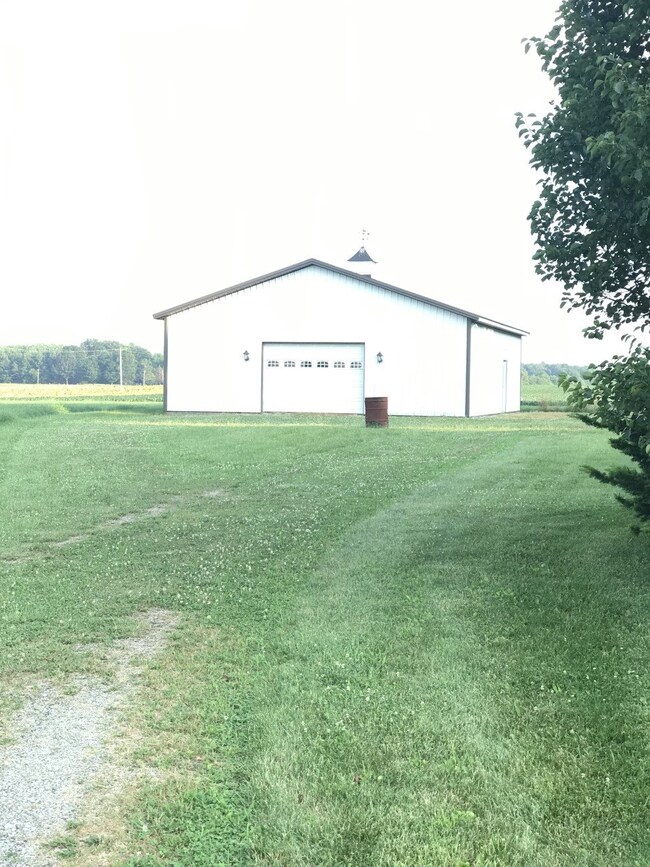 89 12th Rd, Bourbon, IN 46504 - photo 5