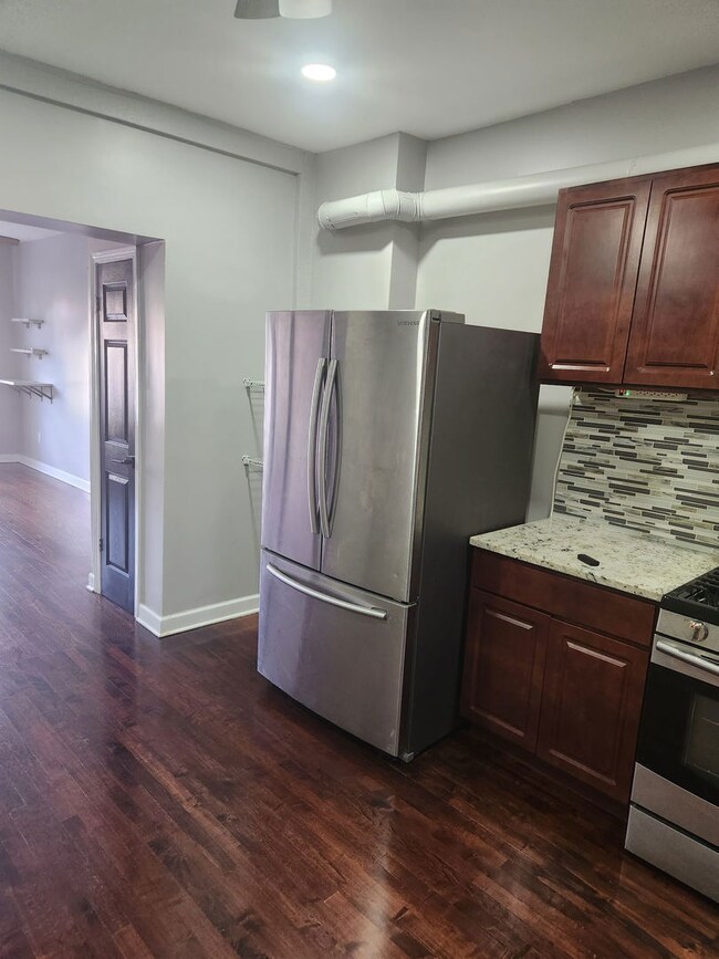 650 N Ashland Ave unit 3F, Chicago, IL 60622 - photo 3