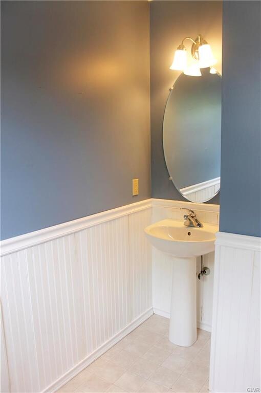 6897 Hunt Dr, Macungie, PA 18062 - photo 7