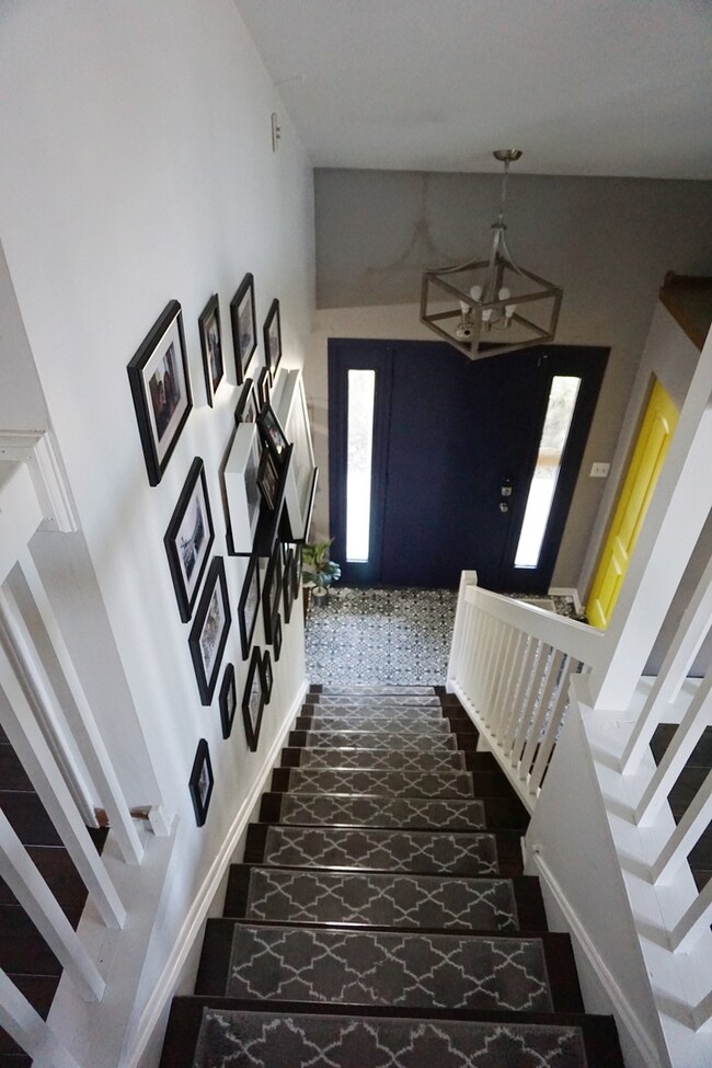 1922 Wisteria Ct unit 3, Naperville, IL 60565 - photo 3