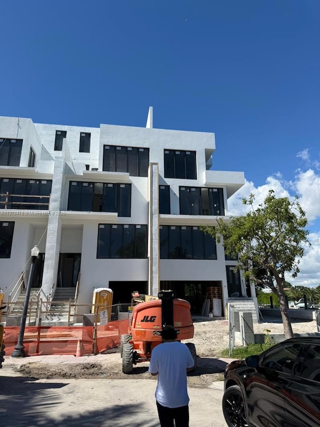 7300 Trouville Esplanade unit 3, Miami Beach, FL 33141 - photo 2