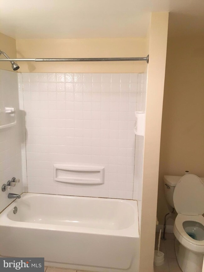 4232 Park Heights Ave unit C, Baltimore, MD 21215 - photo 6