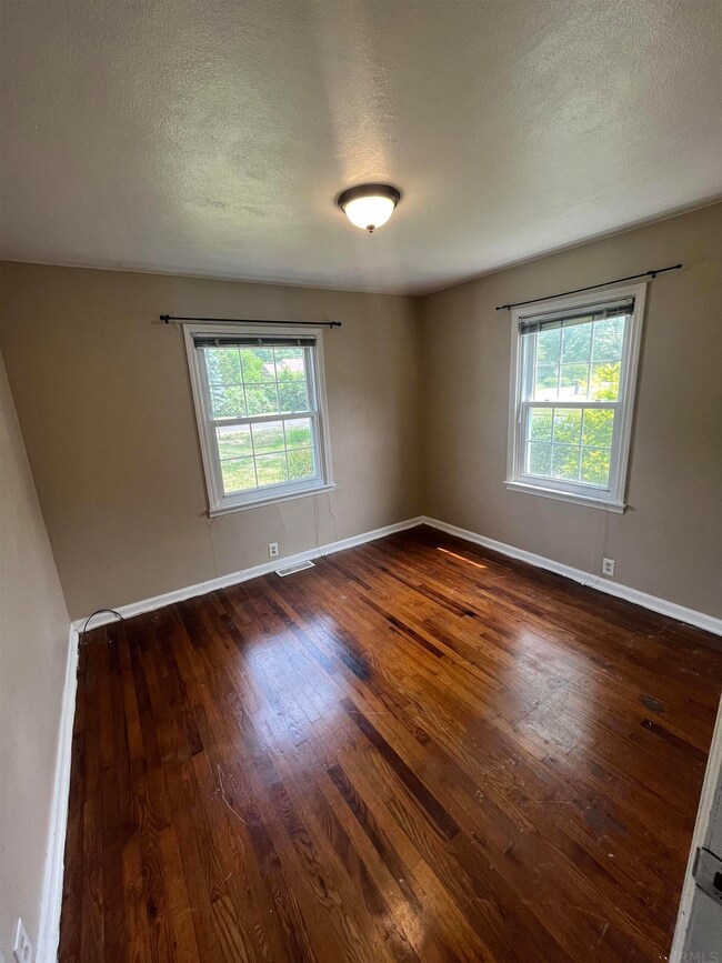 2629 S Meeker Ave, Muncie, IN 47302 - photo 5