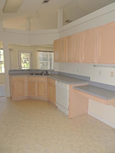 Built in desk in Kitchen