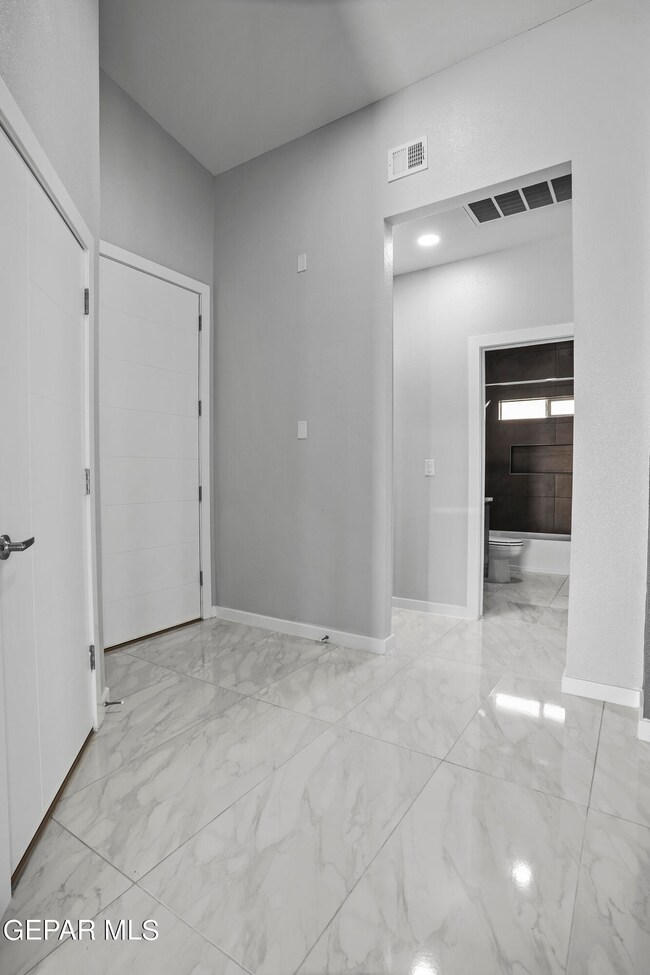 481 Plateau Dr, Socorro, TX 79927 - photo 6