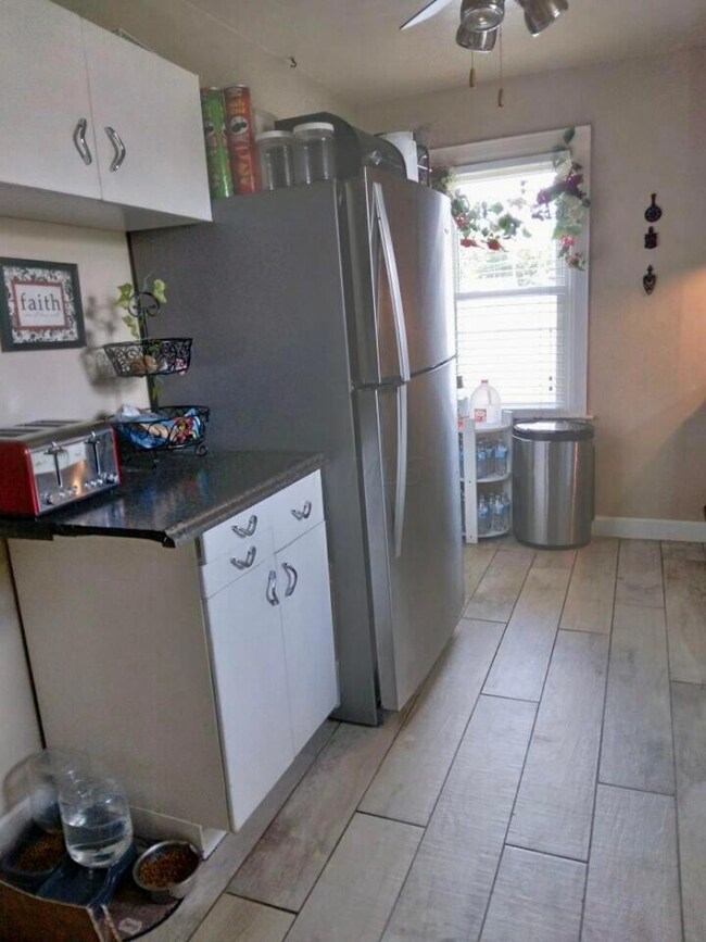 736 1/2 E Allen St, Lancaster, OH 43130 - photo 7