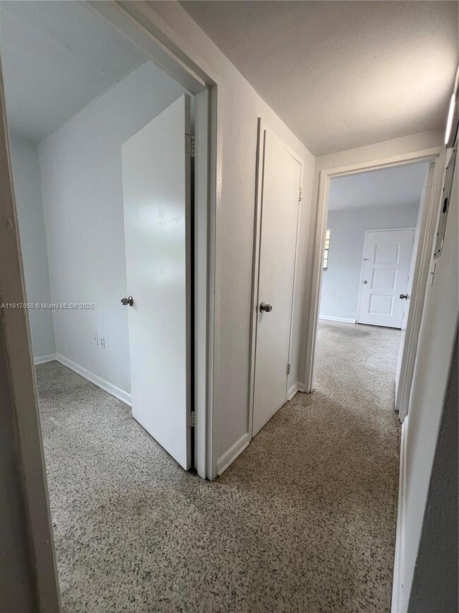 675 SW 7th Ave unit 12, Miami, FL 33130 - photo 6