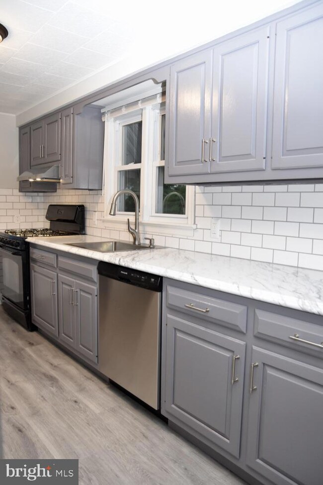 6 Whitman Ave, Cherry Hill, NJ 08002 - photo 7