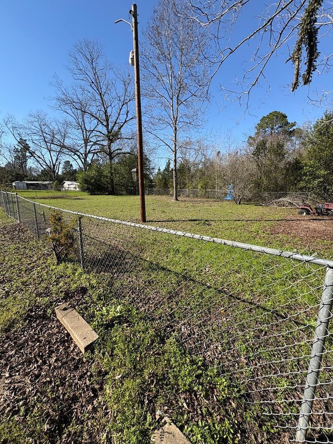 570 E Pine St, Colquitt, GA 39837 - photo 6