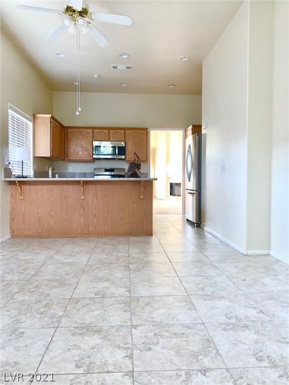7 - Kitchen view from Family room