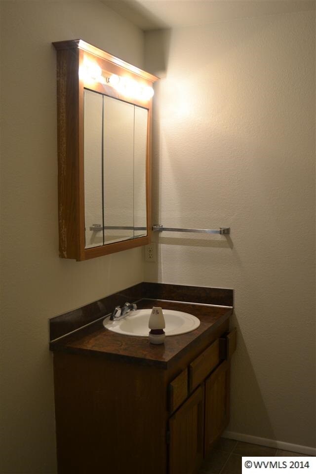 380 Khartoum St SE, Salem, OR 97306 - photo 2