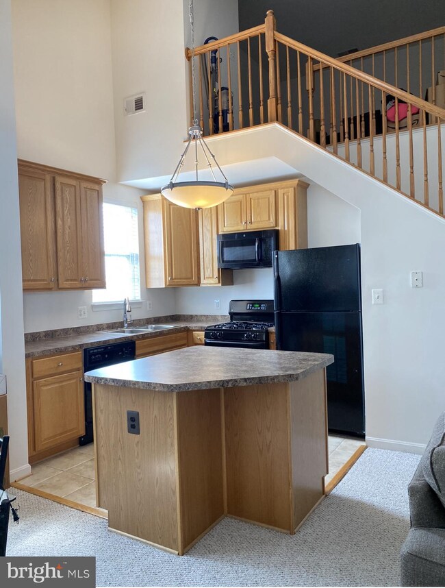 21197 Mcfadden Square unit 401, Sterling, VA 20165 - photo 3