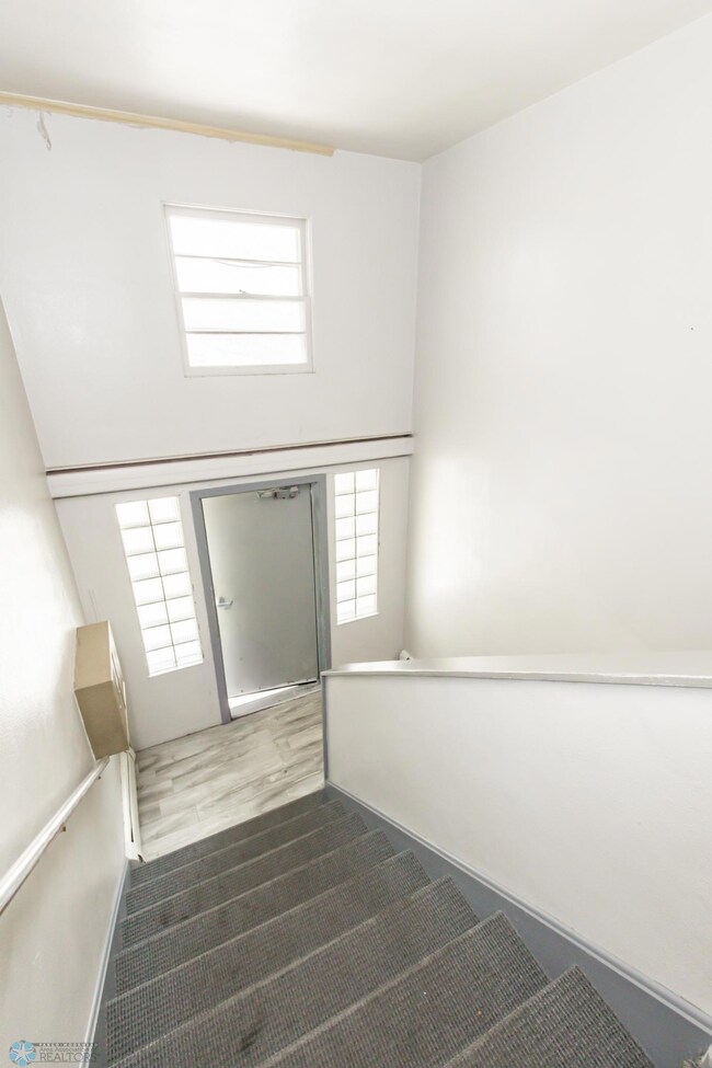 2814 8th St N, Fargo, ND 58102 - photo 7