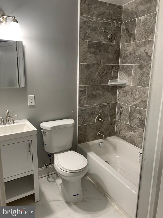 1107 Gleneagle Rd, Baltimore, MD 21239 - photo 5