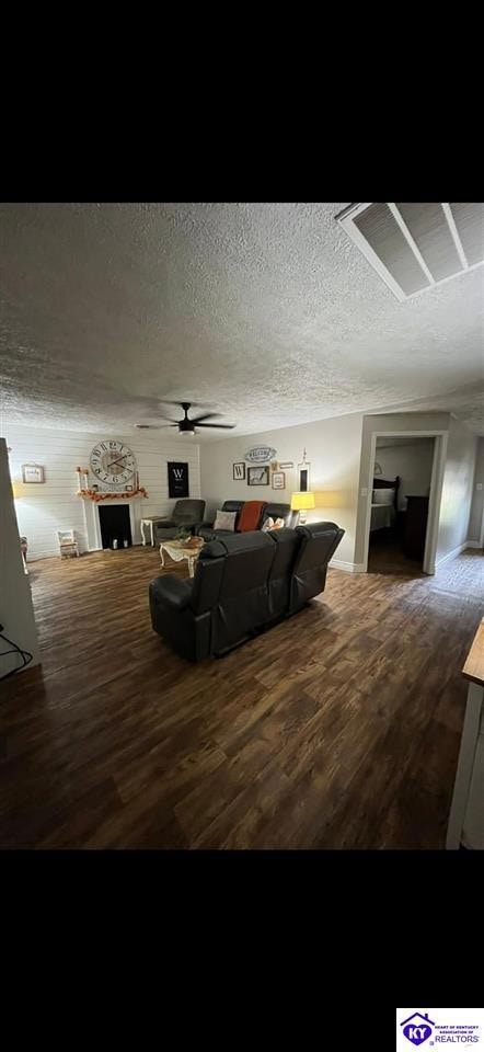 1118 S Walnut St, Upton, KY 42784 - photo 6