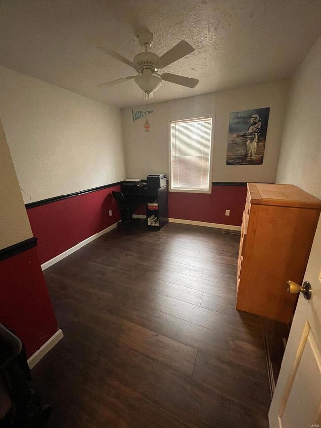 196 Mimosa Rd, Poplar Bluff, MO 63901 - photo 5