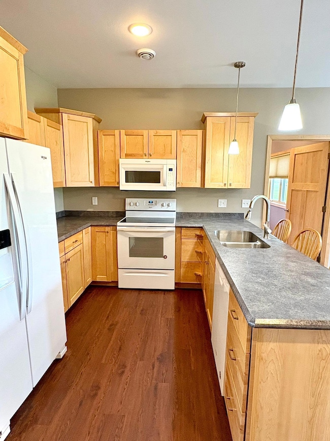 162 Diagonal St, Dawson, MN 56232 - photo 3