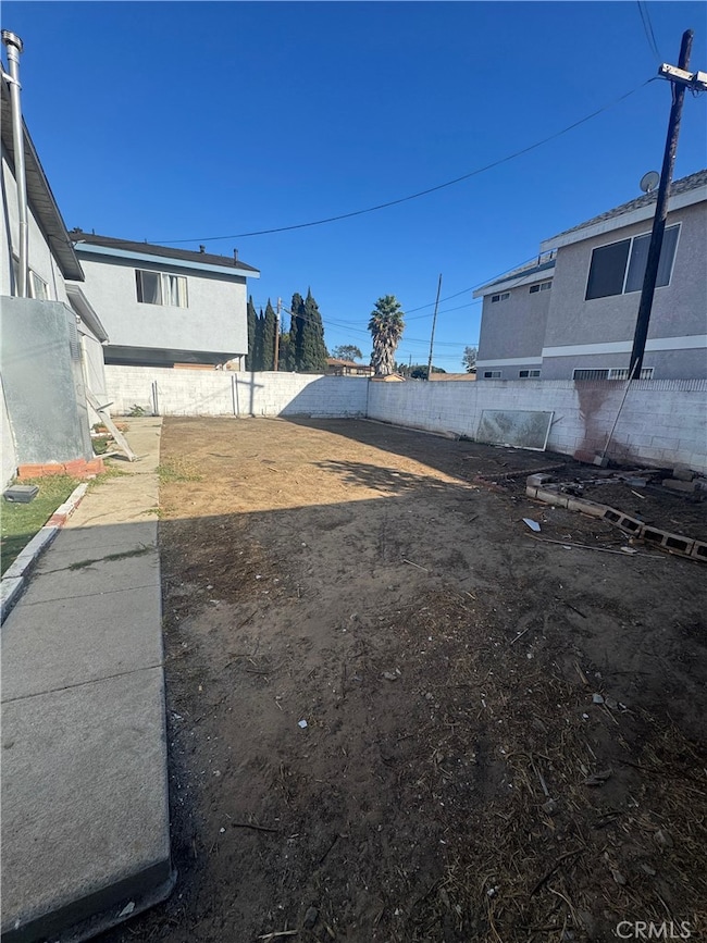 1566 W 208th St, Torrance, CA 90501 - photo 3