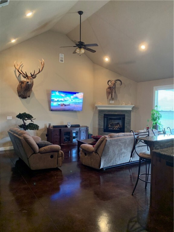 897 White Oak St, Elkins, AR 72727 - photo 4