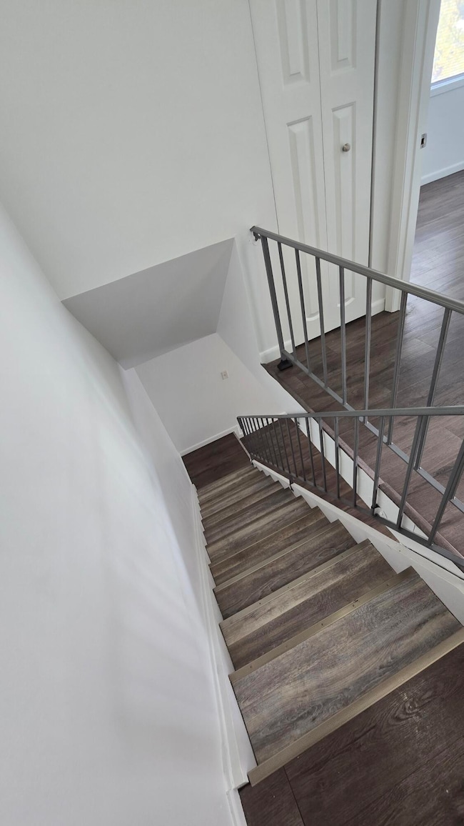 7005 Fillmore Dr, Merrillville, IN 46410 - photo 6