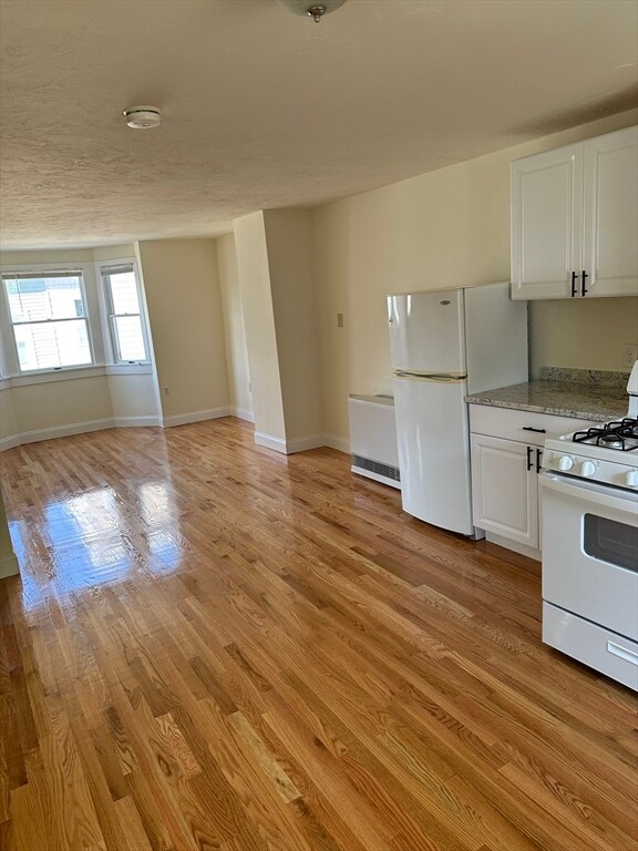 5 Grimes St unit 2, Boston, MA 02127 - photo 3