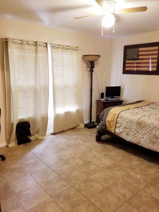 909 Baker St, San Angelo, TX 76903 - photo 5