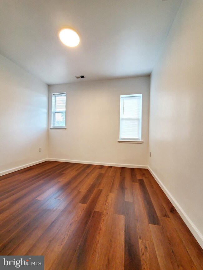 1213 E Lancaster Ave unit 2NDFL A&B, Bryn Mawr, PA 19010 - photo 4